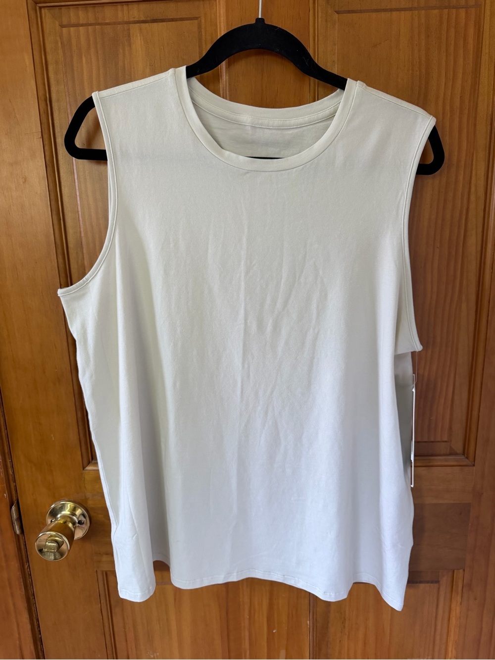 lululemon Sleeveless Crewneck Tank - White